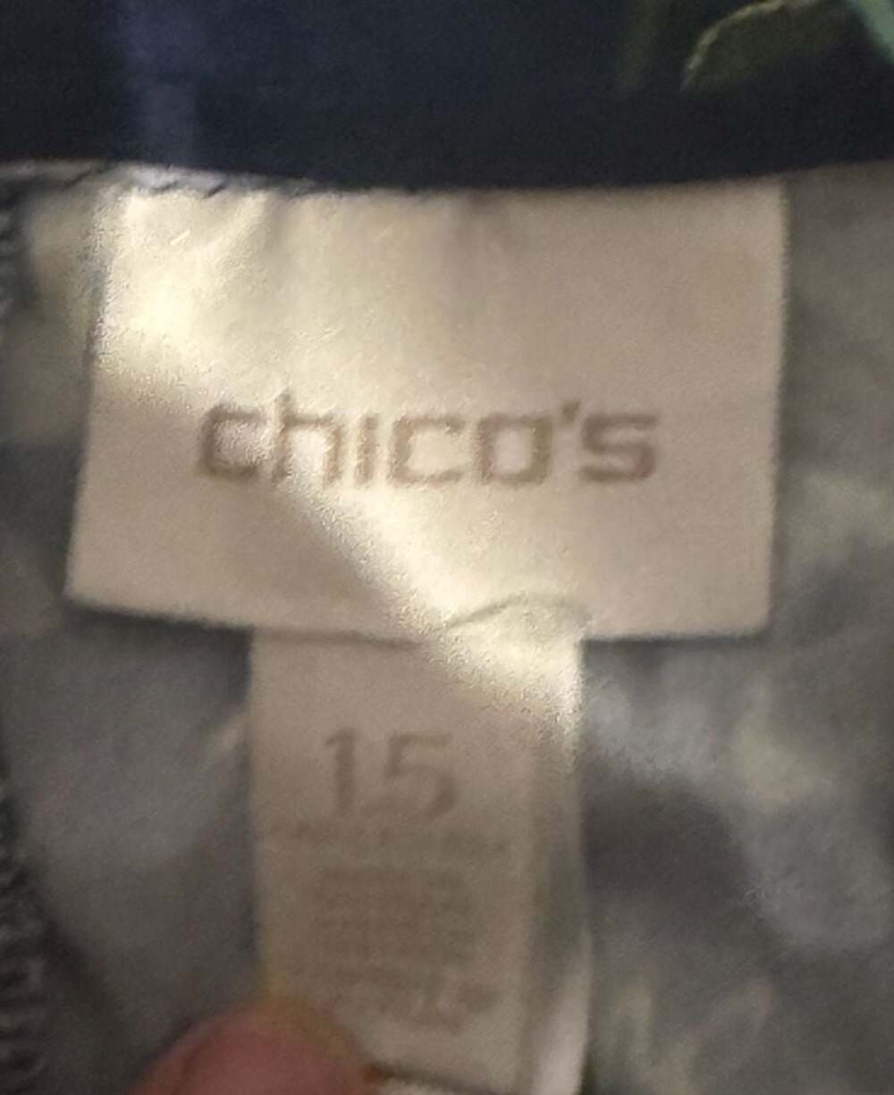Chico's Tropical Toucan Bird Leaf Print Ankle Pants Size 15 Women’s - Picture 3 of 4